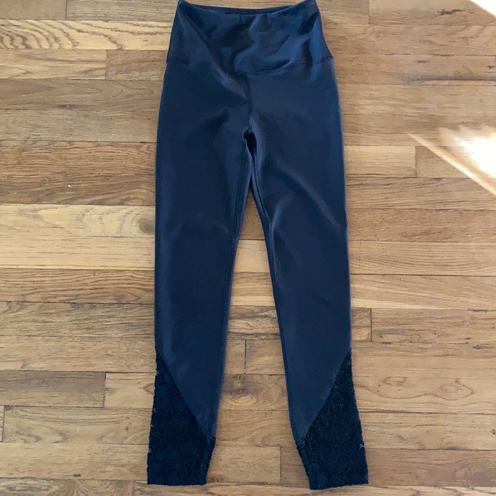 Celestine leggings small